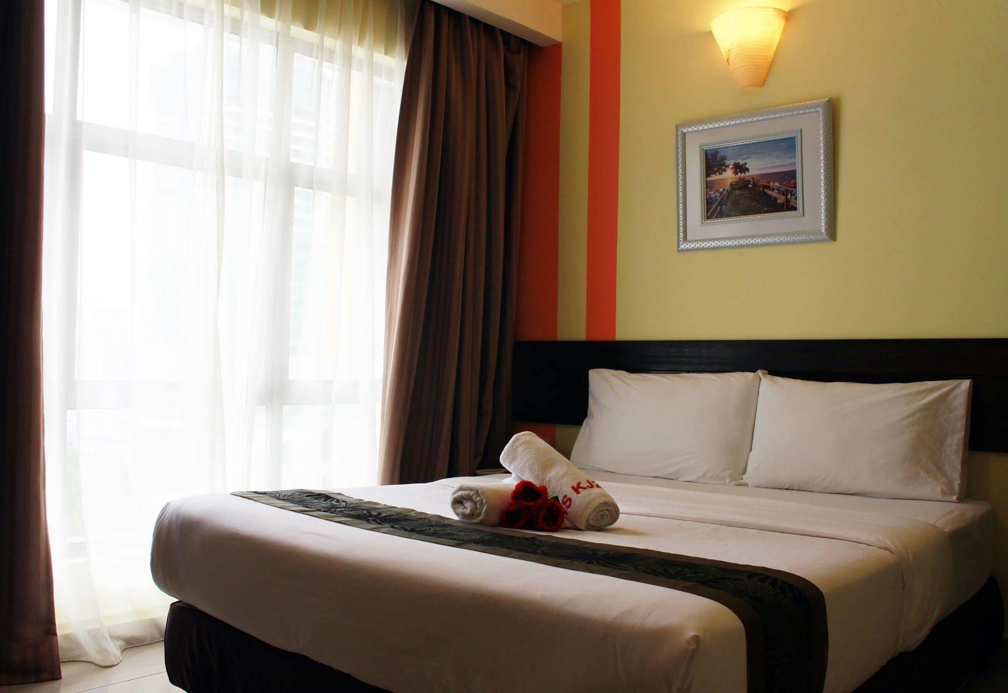 Sun Inns Kelana Jaya Петалинг-Джая Экстерьер фото